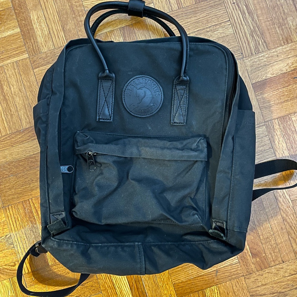 Fjallraven kanken black